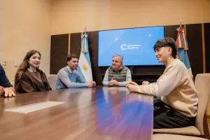 Jalil recibi� a ciclistas catamarque�os que competir�n en Europa
