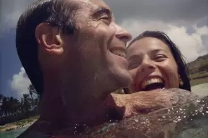 Un reconocido surfista argentino muri� ahogado en Isla de Pascua