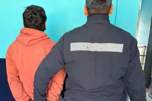 Catamarca: rob� dos botellas de fernet de un super, intent� escapar y termin� detenido