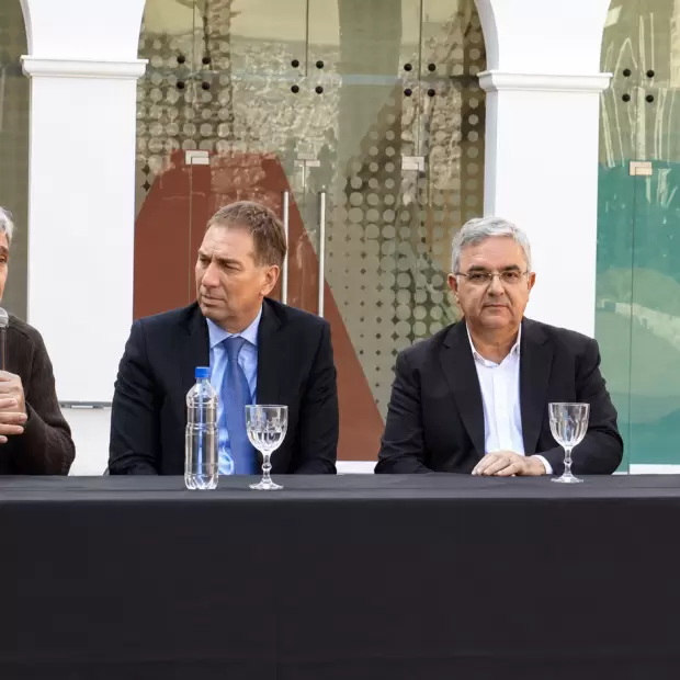 Jalil, Su�rez, Santilli y Caputo presentan en Catamarca la obra del Acueducto Albigasta