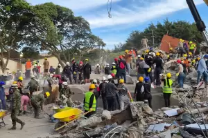 Del milagro al dolor: hallaron muerta a la madre del beb� salvado y muri� una mujer tras un rescate de 36 horas