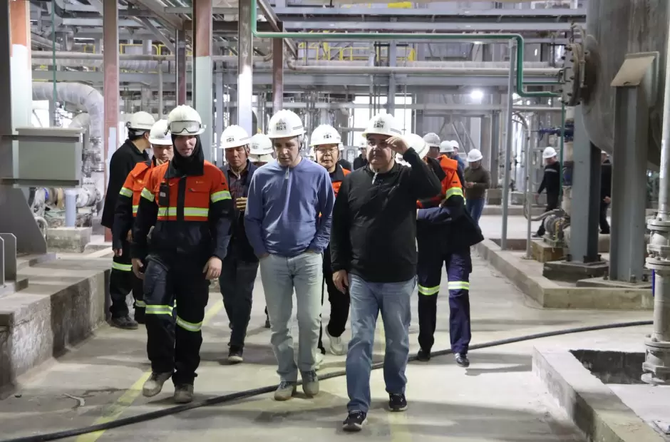Caputo recorri� la planta de Zijin-Liex y puso el foco en la expansi�n del litio