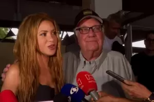 Shakira lleg� a Colombia: reconstruir� una universidad y diez escuelas afectadas