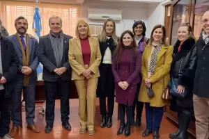 Derecho de la UNCA fortalece su formaci�n acad�mica con un convenio con la UNT