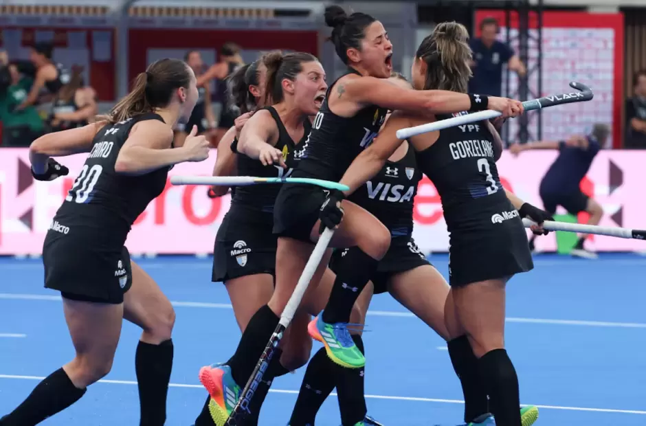 Las Leonas