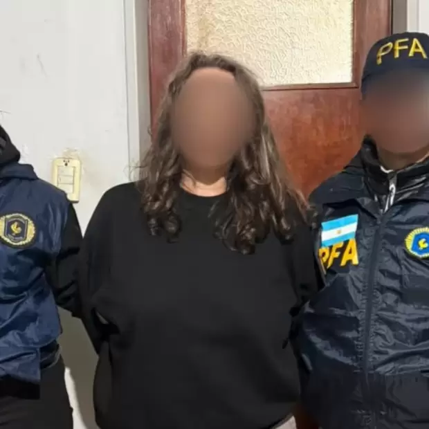 Detuvieron a una exdocente acusada de amenazar al Garrahan