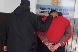 Arrestaron a un joven por violar una perimetral e intentar ingresar por la fuerza a la casa de su ex