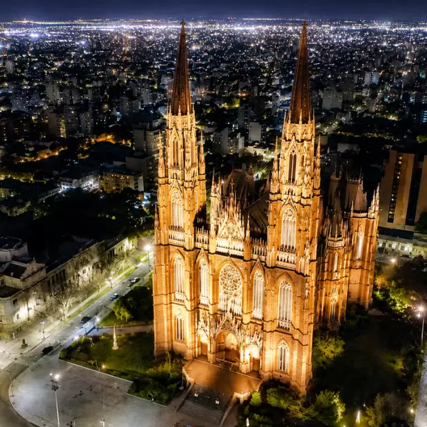 Ni Notre Dame ni Florencia, una catedral argentina es la m�s linda del mundo