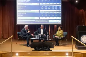 Dusso llev� a la UBA el debate sobre el RIGI y los desaf�os de las inversiones