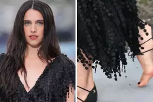 Furor por las sandalias sin suela: el calzado de Chanel que divide opiniones y es tendencia