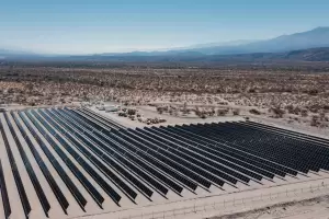El Parque Solar de Ampajango comenzar�a a generar energ�a en septiembre