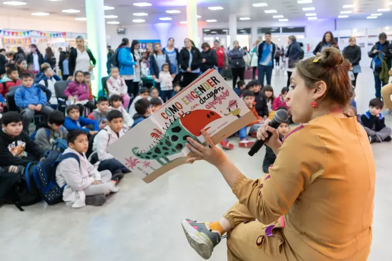 ponchito feria del libro