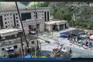 Impacto en Nepal: una inundaci�n dej� 95 muertos y 384 turistas desaparecidos