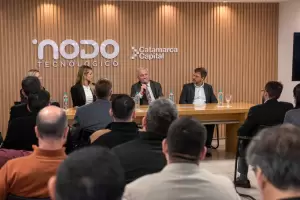 Dusso encabez� la jornada sobre coyuntura econ�mica y mercado