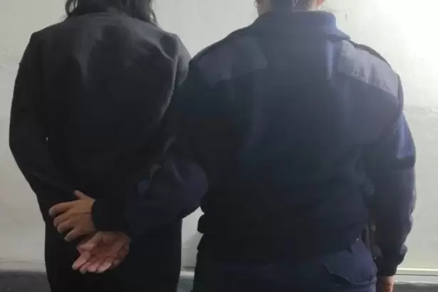 Catamarca: provoc� un desorden en una farmacia y agredi� a una polic�a