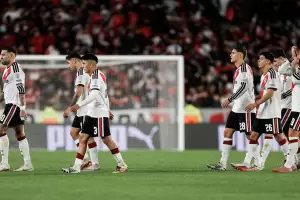 Otro papel�n de River: cay� por penales ante Independiente Santa Fe y se despidi� de la Sudamericana