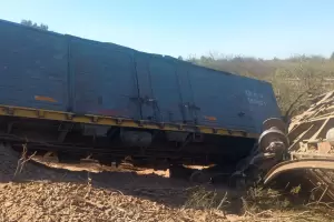 Descarrilaron siete vagones de un tren de carga cerca de Recreo