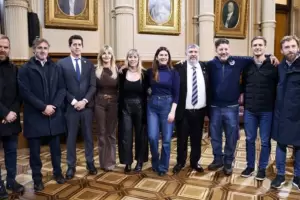 Tras reunirse con M�ximo Kirchner y Jos� Mayans, los intendentes peronistas buscan ganar peso en la interna
