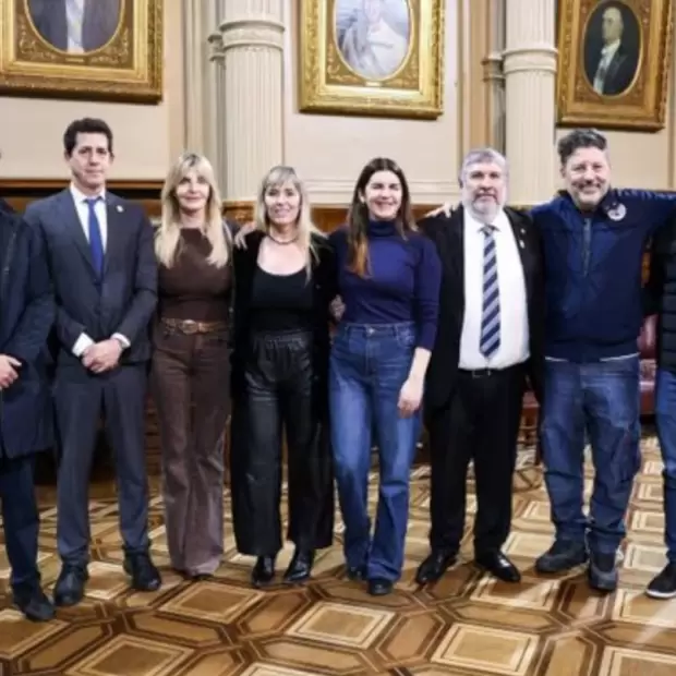 Tras reunirse con M�ximo Kirchner y Jos� Mayans, los intendentes peronistas buscan ganar peso en la interna