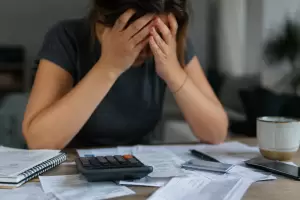 Familias al l�mite: casi 6 millones de argentinos acumulan deudas con m�s de 90 d�as de atraso