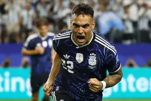 Tras el retiro de Messi, la camiseta n�mero 10 de la Selecci�n qued� vacante: los candidatos