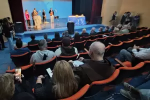 Con importante participaci�n abri� el III Congreso Acad�mico Beato Esqui�