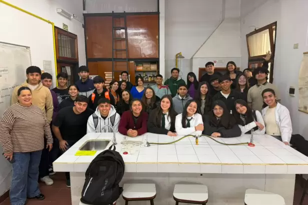 Alumnos de la Escuela de Miner�a realizaron pr�cticas en la UNCA