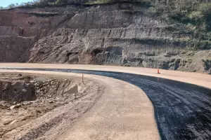 La pavimentaci�n de la Ruta Provincial N�1 entra en su etapa final