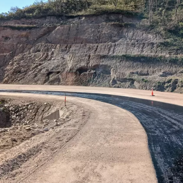 La pavimentaci�n de la Ruta Provincial N�1 entra en su etapa final