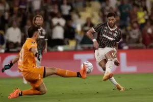 Palermo cay� ante Fluminense y buscar� la haza�a en Vicente L�pez