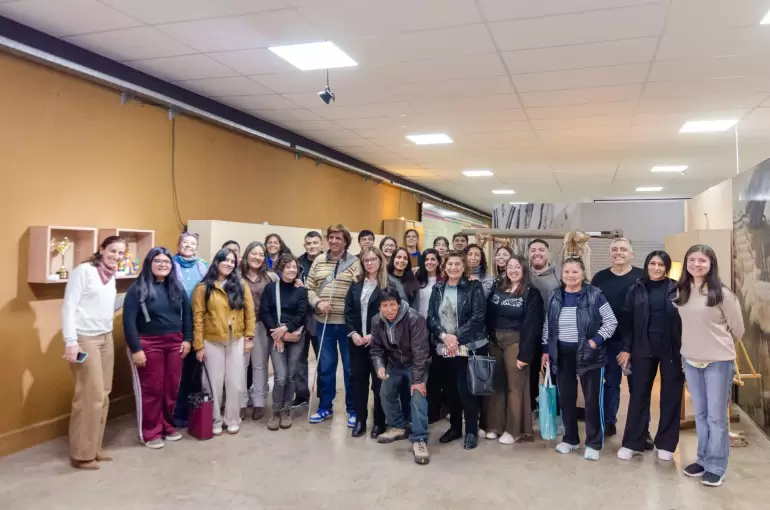 recorrido y taller de wikimedia - museo de la fiesta del poncho (2)