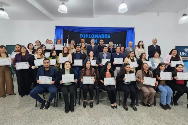 Inteligencia Artificial y educaci�n: nuevos egresados en Los Altos