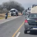 Tragedia: muri� un motociclista tras chocar con un cami�n cisterna de YPF