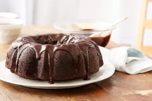 Qu� es la "Black Magic Cake": la torta de chocolate de 50 a�os que se prepara en 6 pasos