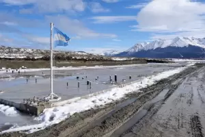 El Gobierno prev� destinar m�s de $300 mil millones a la Base Naval de Ushuaia