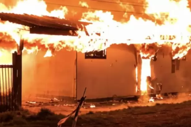 Tragedia en Chile: al menos 16 muertos en un incendio de un hogar geri�trico