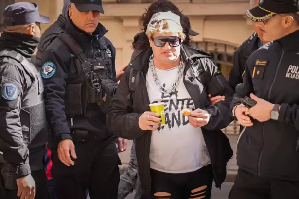"Fueron disparos a corta distancia": la declaraci�n de una m�dica que complica a Pity �lvarez