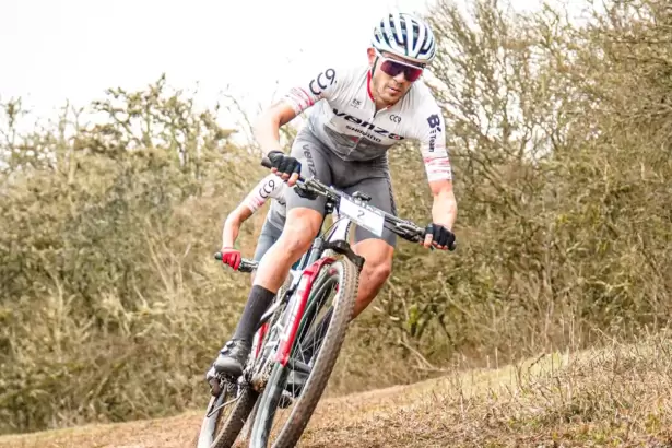 Hist�rica medalla de oro para Argentina: Fernando Contreras gan� la final de Mountain Bike