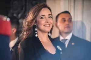 Villarruel estar�a presente en la Procesi�n del Milagro y compartir�a con autoridades salte�as