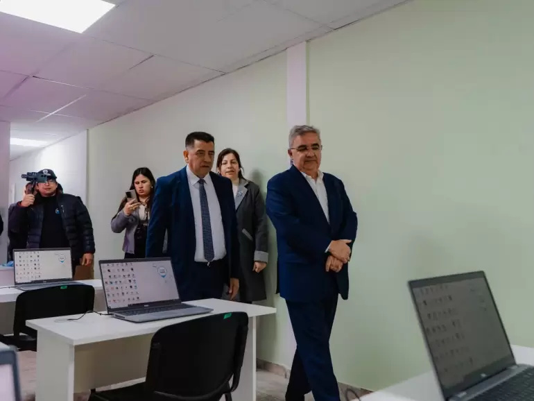 jalil poman inauguración