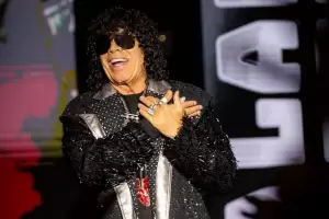 Piden que La Mona Jim�nez sea nombrado Doctor Honoris Causa
