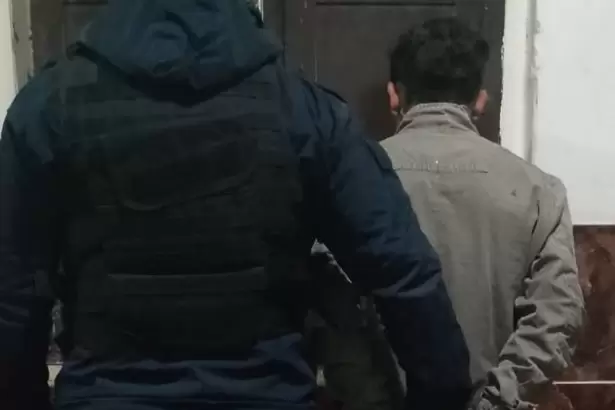 Catamarca: ser rob� una camioneta y realiz� maniobras peligrosas