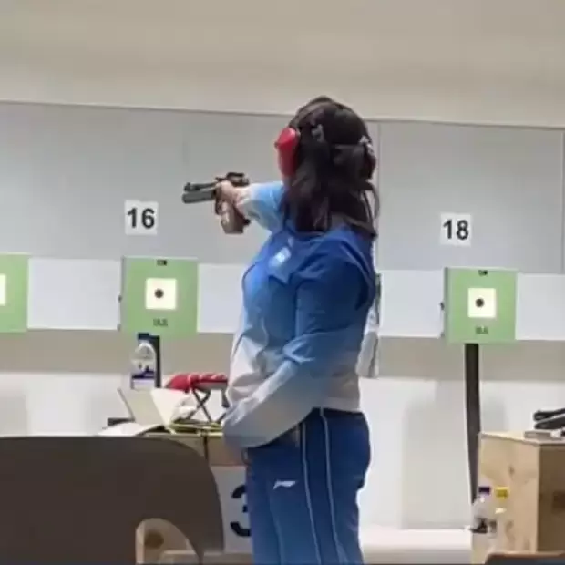 Luna Avellaneda es Top 10 en Pistola de Aire 10 metros en los Suramericanos 2026