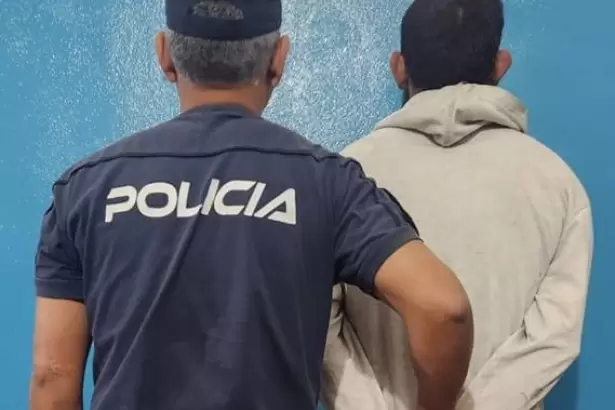 Capturan a un delincuente y recuperan herramientas robadas de un auto en Catamarca