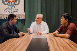 Jalil se reuni� con caciques de El Tolar y Chist�n para analizar y proyectar obras viales