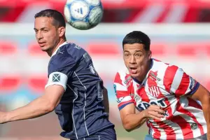 Independiente gan� en su visita a Uni�n y se acomod� en zona de playoffs