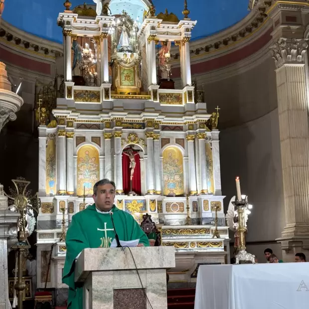 El padre Facundo Brizuela asumi� como nuevo rector del Santuario y Catedral Bas�lica