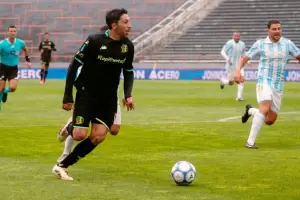 Aldosivi se hizo fuerte en Mar del Plata y derrot� a Atl�tico Tucum�n
