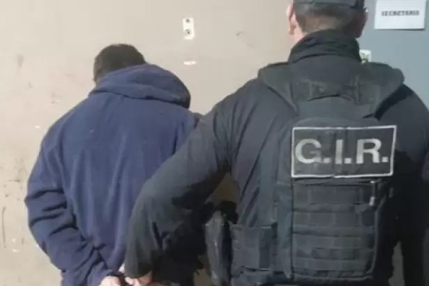 A golpes de pu�o agredi� a su pareja: fue detenido