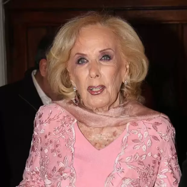 Mirtha Legrand finaliz� el tratamiento con antibi�ticos y evoluciona favorablemente